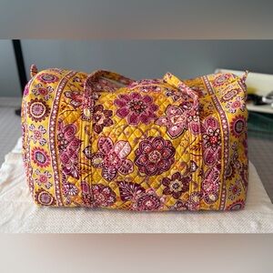 Vera Bradley XL duffel